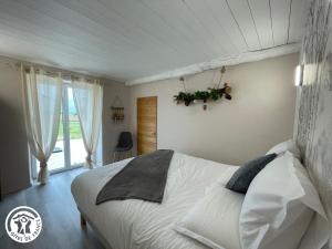 Maisons de vacances Gite 4 chambres avec bien-etre et terrasses au coeur du Marais Breton - FR-1-426-559 : photos des chambres