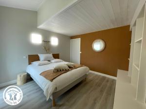 Maisons de vacances Gite 4 chambres avec bien-etre et terrasses au coeur du Marais Breton - FR-1-426-559 : photos des chambres