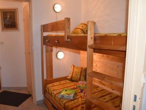 Appartements Appartement cosy proche des pistes avec parking a Montgenevre - FR-1-266-229 : photos des chambres