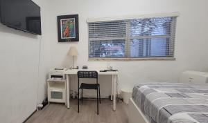 Private guest house in the heart of Miami! Surrounded by Miamis HOT spots!