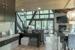 Woodland Getaway Chalet - 文茨维尔