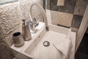 Aliki Vougiouklaki Apartment