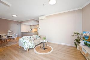 Charm 2Beds in Olympic Park