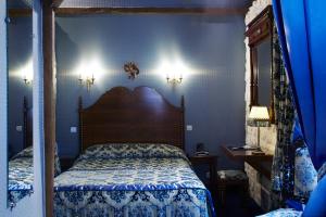 Hotels Grand Hotel Dechampaigne : photos des chambres