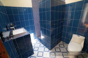 Gold 18 Cama Matrimonial Cama Individual y Baño Privado Externo