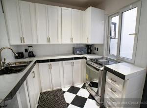 Gold 18 Cama Matrimonial Cama Individual y Baño Privado Externo