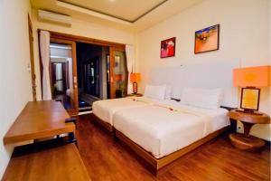 Graahya 3 BR Private Pool Villa ZN96