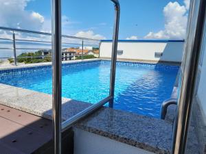 Vera - Luxury Seafront Apartment