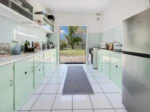 Sandy Feet 200m walk to Callala Beach - Callala Beach