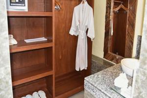 Entire 2 BR Private Pool Villa ZN97