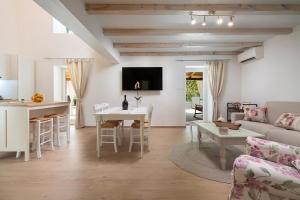 Casa Di Nika - Happy Rentals 