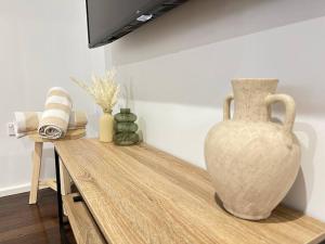 Casa Solé - Calm 1BR Escape by Towradgi Beach