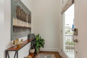 Relaxing Home in East Nash Walk to Shops and Cafes