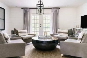 Enchanting Retreat 15 Minutes to Nashville