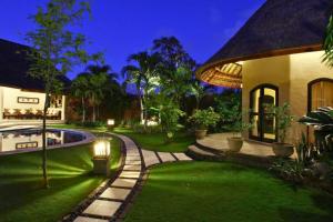 Entire 3 BR Private Pool Villa ZN99