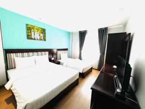 Cherry Central Hotel- Near Opera House