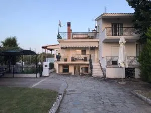 The Family House! Kariani Beach of Kavala - Karianí