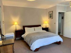 Luxury Hebden Bridge apartment with river views