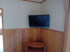 Tilava yksiö suurella puutarhalla