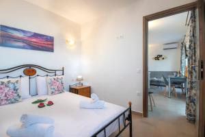 Sunset View Apt in South Crete