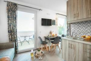 Sunset View Apt in South Crete