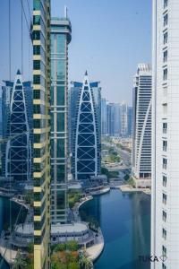 Skyline & Lake views - Home Cinema - 1-BHK - Prime Location