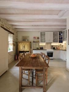 Casa Olea - A Venetian era Home with Courtyard