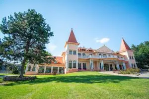 Hotel Villa Majur - Alsósáskalapos