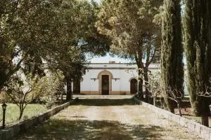 Bio-Agriturismo masseria La Palombara - 萨尔维