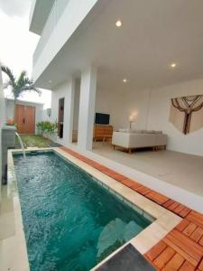 FREE airport pickup for new 2BR villa near Canggu