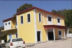 Rajlaxmi Palace by StayApart - Berināg