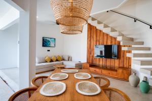 Modern 3BR Villa Diamanta with pool, Seseh Beach