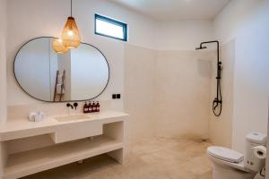 Modern 3BR Villa Diamanta with pool, Seseh Beach