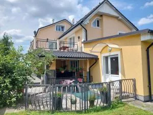 Penzion SLUNCE - Holany