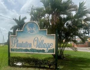 Villa Sleeps 8 with Sea View Garden