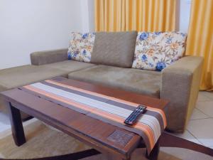 Nancys Loft Fast Internet with Work Space,South B