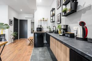 Central 18 Apartment - New Building & Parking