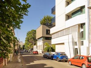 Central 18 Apartment - New Building & Parking