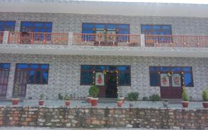 Maa Bhagwati Himdarshan Hotel and Restaurant By StayApart