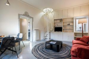 Colosseum Boutique Penthouse with Private Terraces