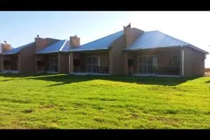 Newlands Country Lodge - Jan Kempdorp
