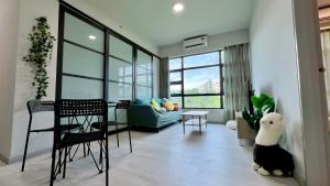 JQ 合一民宿3 Unity Homestay 3 NEW 5pax Netflix Cinema