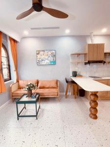 Rova Hotel
