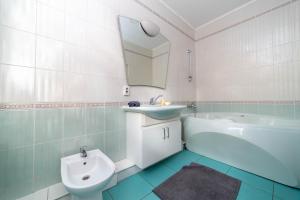 Spacious 3-Bedroom in City Center