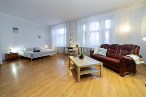 Spacious 3-Bedroom in City Center