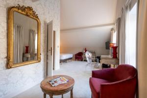 Hotels Hotel de la Poste a Avallon, Bourgogne : photos des chambres