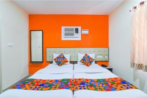 FabHotel VRJ Residency - 500M from Chennai Trade Center