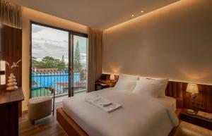 Căn hộ 2 phòng ngủ nhìn ra cảnh thành phố (Two-Bedroom Apartment with City View)