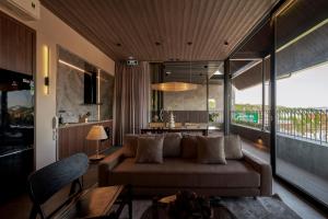 Căn Hộ 4 Phòng Ngủ (4 Bedroom Apartment)