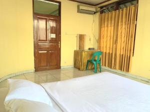 Bojongsoang Guesthouse RedPartner